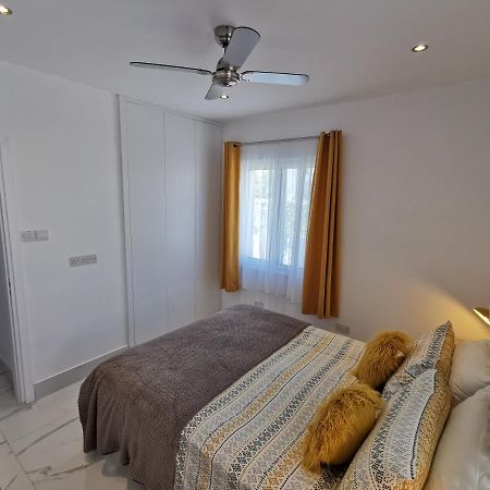 Paphos Gardens Apartment ภายนอก รูปภาพ