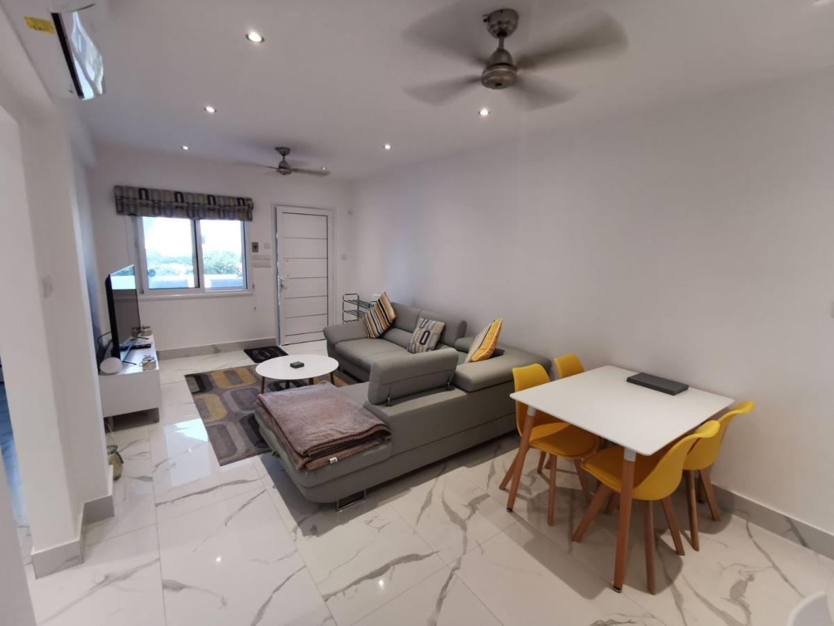 Paphos Gardens Apartment ภายนอก รูปภาพ
