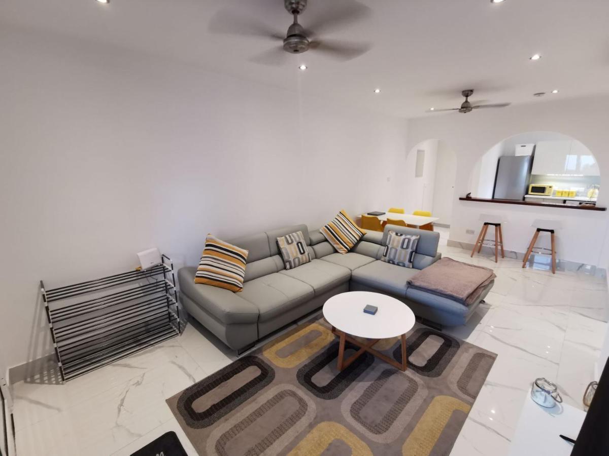 Paphos Gardens Apartment ภายนอก รูปภาพ