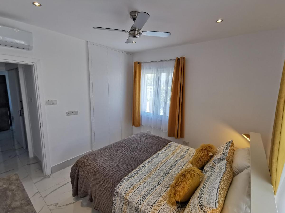 Paphos Gardens Apartment ภายนอก รูปภาพ